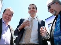 US Mayors drink treated sewage