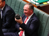 Industry and activists demand bipartisan energy policy