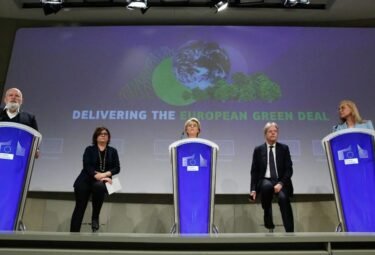 EC announcing Green Deal
